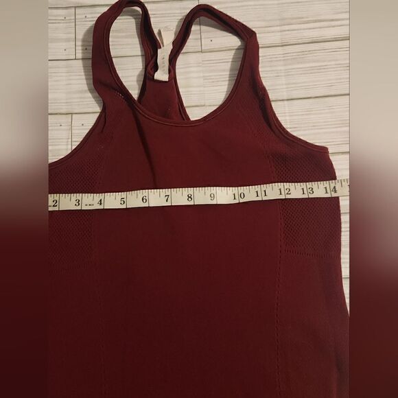 Lululemon Reveal Racerback Tank Top Size M Burgundy - Picture 6 of 11